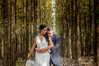 Fotógrafo de casamento Oscar Tijerino. Foto de 19.05.2021