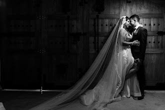 Wedding photographer Camilo Sanchez. Photo of 01.05.2024