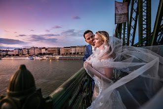 Bryllupsfotograf Adrián Szabó. Foto fra 31.12.2019