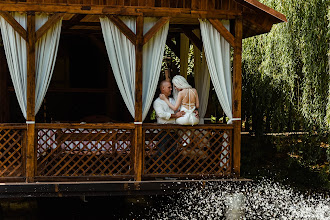 Fotografo di matrimoni Karina Andreeva. Foto del 28.09.2021