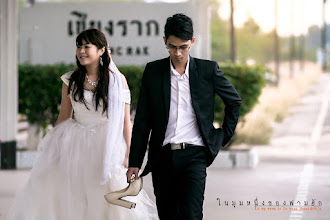 婚禮攝影師Rattakan Krewpitak. 08.09.2020的照片