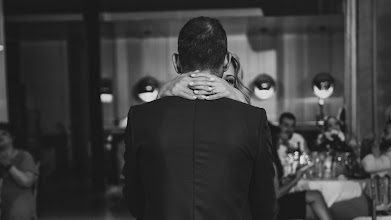 Düğün fotoğrafçısı Loukas Stylianou. Fotoğraf 30.04.2024 tarihinde