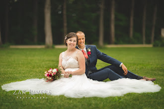 婚禮攝影師Zak Rivers. 27.04.2023的照片