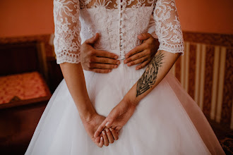 Wedding photographer Anna Fatkhieva. Photo of 23.07.2019