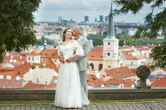Jurufoto perkahwinan Evgeniy Traktin. Foto pada 01.10.2021