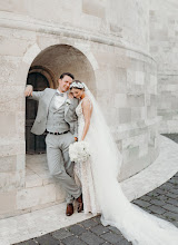 Svatební fotograf Éva Pásztor. Fotografie z 13.08.2023