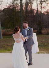 Fotografo di matrimoni Carla Lawrence. Foto del 08.09.2019