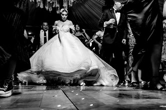 Wedding photographer Paola Reynoso. Photo of 24.04.2024