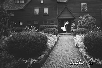 Fotografer pernikahan Kendra John. Foto tanggal 27.04.2023