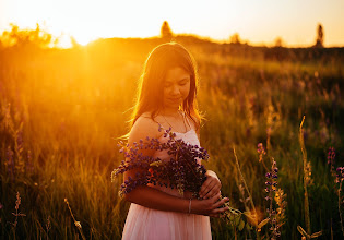 Hochzeitsfotograf Liliya Bozhenko. Foto vom 03.04.2021