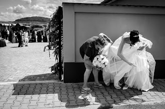 Wedding photographer Marius Stoian. Photo of 11.08.2025