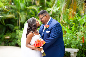 Photographe de mariage O'Neil Perrin. Photo du 13.10.2022