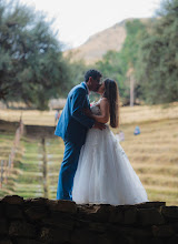 Φωτογράφος γάμου Elmer Godiño. Φωτογραφία: 27.03.2024