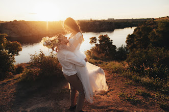 Fotógrafo de casamento Aleksandr Suprunyuk. Foto de 04.12.2021