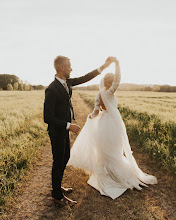 Jurufoto perkahwinan Erika Linnea. Foto pada 16.11.2020