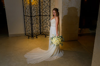Wedding photographer Melina Pontnau. Photo of 07.01.2020