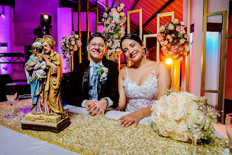 Bryllupsfotograf Uriel Andres Solano Sanchez. Bilde av 16.05.2024
