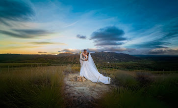 Wedding photographer Mantas Janavicius. Photo of 29.10.2025