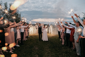 Düğün fotoğrafçısı Irina Permyakova. Fotoğraf 08.05.2021 tarihinde