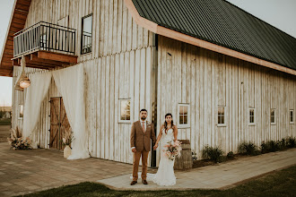 Wedding photographer Ashley McLelland. Photo of 26.03.2021