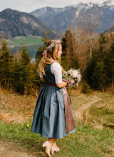 Wedding photographer Evgenia Nether. Photo of 11.09.2021