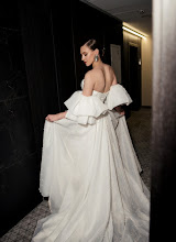 Wedding photographer Kristina Vinova. Photo of 08.05.2023
