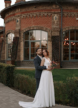 Bröllopsfotografer Anna Martynova. Foto av 21.04.2024