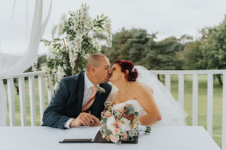 Fotografer pernikahan Lloyd Richards. Foto tanggal 28.09.2021