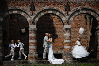 Bryllupsfotograf Juhos Eduard. Bilde av 22.05.2024
