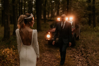 Düğün fotoğrafçısı Lukas Pastorek. Fotoğraf 23.04.2024 tarihinde