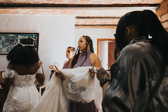 Wedding photographer Zoe Muñoz. Photo of 05.06.2025