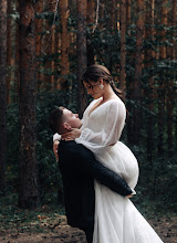 Fotografo di matrimoni Olya Yaroslavskaya. Foto del 04.09.2022