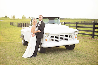 婚姻写真家 Stephanie Finch-Hicks. 20.04.2023 の写真