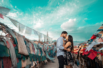 Fotografo di matrimoni Dhaval Katariya. Foto del 11.10.2019