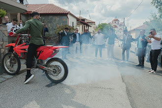 Düğün fotoğrafçısı Trifon Kitsos. Fotoğraf 20.09.2025 tarihinde