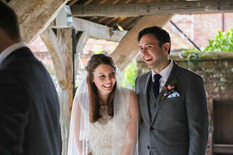 Fotografo di matrimoni Jen Holland. Foto del 02.07.2019