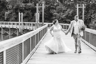 婚禮攝影師Britani Edwards. 08.06.2023的照片