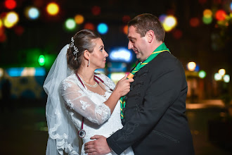 Jurufoto perkahwinan Kristian Dobo. Foto pada 19.11.2020