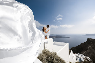 Wedding photographer Viola Kom. Photo of 15.08.2025