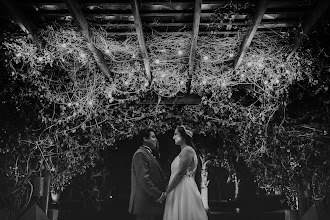 Wedding photographer Simon Brown. Photo of 15.09.2024