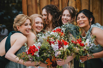 Fotograful de nuntă Konstantina Frasia-Bladen. Fotografie la: 25.07.2025