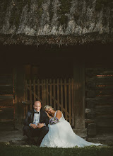 婚礼摄影师Patryk Pawlowski. 02.10.2019的图片