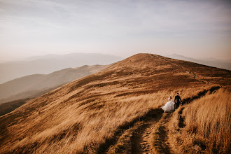 Wedding photographer Magdalena Kuzar. Photo of 28.09.2022