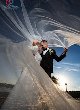 Wedding photographer Voinea Bogdan. Photo of 30.03.2024