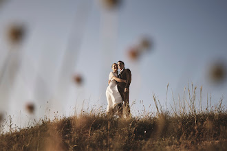 Bryllupsfotograf Milán Biró. Bilde av 11.06.2019