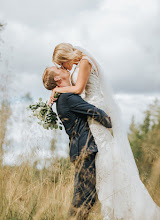 Fotógrafo de bodas Mika Vallineva. Foto del 24.12.2018