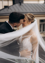 Весільний фотограф Polina Khanteeva. Фотографія від 09.10.2022