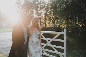 Fotógrafo de bodas Leighton Bainbridge. Foto del 04.10.2019