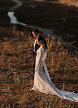 Wedding photographer Gabi Sandru. Photo of 03.04.2024