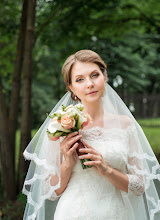 Wedding photographer Sasha Kuzmina. Photo of 04.04.2020